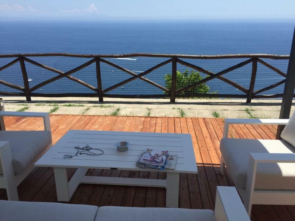 Casa Bianca Amore Амальфи Экстерьер фото